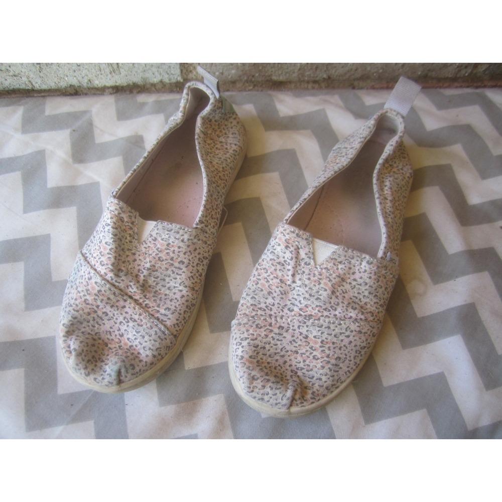 TOMS Shoes Girls 1 Cheetah Print Slip On Casual Flats